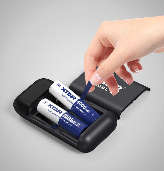 XTAR PB2SL V2 – Chargeur et batterie externe pour batteries Li-ion (18650 / 20700 / 21700) – Noir