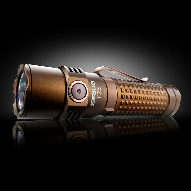 Oplaadbare LED-zaklamp Sirius T25 2500 lm Coyote Brown Mactronic THH0172